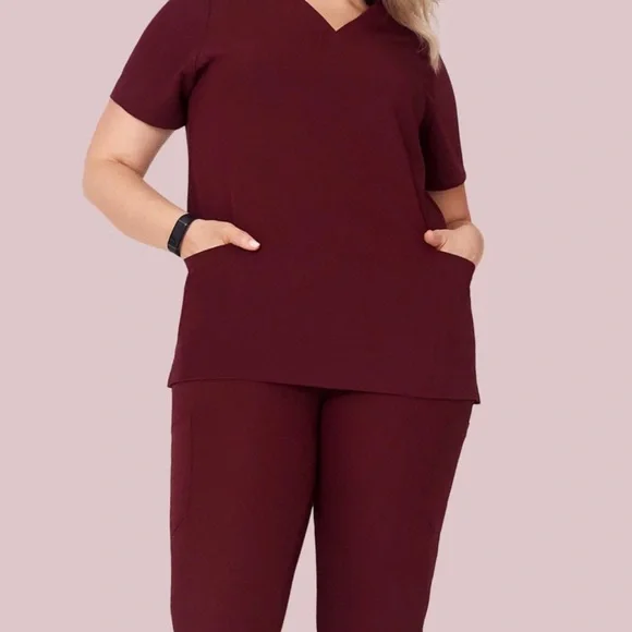 NWT - Mandala Scrub Set - Small - Wine - Picture 2 of 7